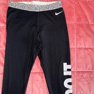 Nike Black 'Just Do It' Dri-Fit Leggings - Thin Fleece Lining